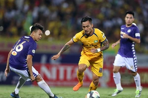 V-League khắc nghiệt và nỗi lo trọng tài