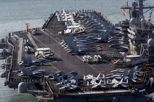 Tên lửa diệt hạm Trung Quốc có dọa được tàu sân bay Mỹ?