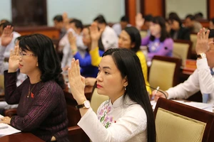 Bỏ HĐND quận, phường: Phù hợp mô hình chính quyền đô thị