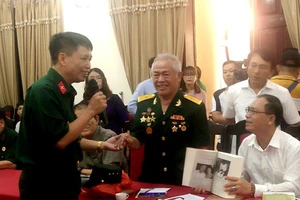 ‘Chúng tôi đang sống thay những người hy sinh’