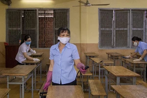 Đưa thí sinh thi THPT ra khỏi vùng dịch