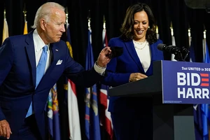 Mổ xẻ việc ông Biden liên danh với bà Harris