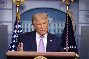 Ông Trump ra cảnh báo cứng rắn về Hong Kong