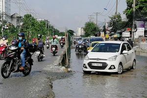 Đường Lương Định Của, trời nắng vẫn ngập
