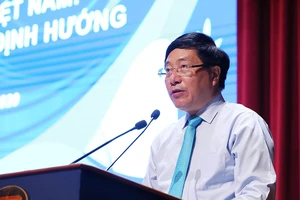 Ngành ngoại giao tiên phong bảo vệ Tổ quốc từ sớm, từ xa