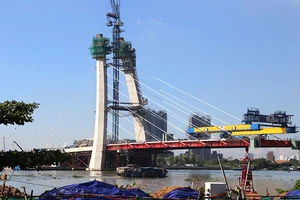 Cầu Thủ Thiêm 2 tiếp tục lùi thời gian về đích