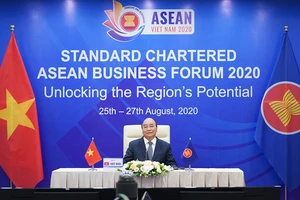 Thủ tướng dự Diễn đàn Kinh doanh ASEAN Standard Chartered 2020