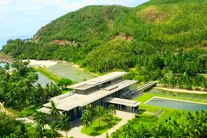 Tỉnh muốn miễn tiền thuê đất nhưng còn vướng