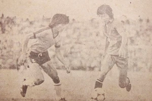 Tình đồng đội với trung phong Phan Trung Việt