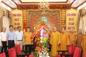 Bộ Công an chúc mừng Giáo hội Phật giáo Việt Nam dịp lễ Vu lan