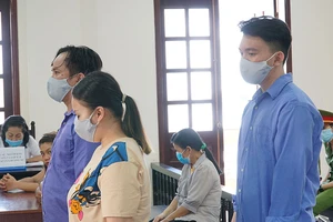 Trả hồ sơ vụ cô gái bị đánh sẩy thai vì nghi lọt tội