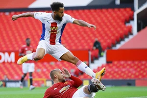 Để 240 triệu bảng của MU không vô nghĩa