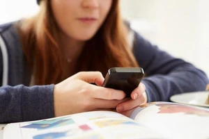 Đa phần các nước đều cấm học sinh sử dụng điện thoại