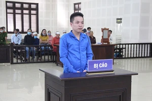 Một tử tù: ‘Xin mẹ thay con nuôi cu Bon nên người’