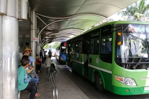 Khắc phục các tồn tại trong công tác vận hành xe buýt