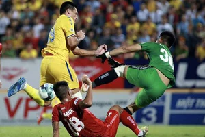 Cự ly ngắn, CLB Quảng Nam còn ‘chấp’ xuất phát trước