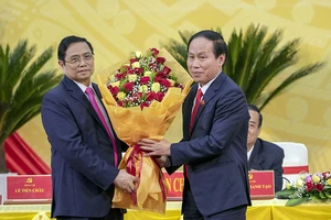 Đại hội Đảng bộ các tỉnh: Phát triển kinh tế, chăm lo cho dân