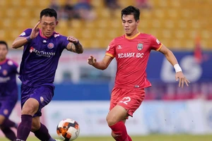 Cú ‘chọc gậy’ lợi hại của B. Bình Dương