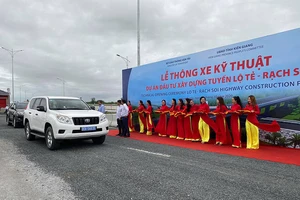 Thông xe kỹ thuật tuyến Lộ Tẻ - Rạch Sỏi