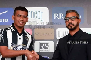 Người hâm mộ Malaysia hướng về Bồ Đào Nha