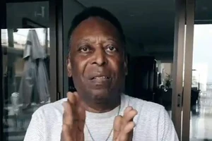 Vua bóng đá Pele gửi thông điệp ở tuổi 80