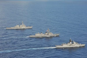 Mỹ, Nhật, Úc tập trận quy mô lớn ở Biển Đông