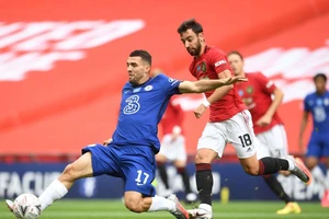 MU - Chelsea: Hàng thủ lỏng lẻo và bữa tiệc bàn thắng