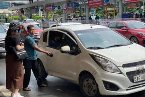 Chứng chỉ lái xe: Đề xuất không hợp lý của Bộ GTVT