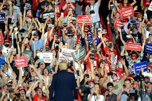 Ông Trump và lời hứa ‘làm nước Mỹ vĩ đại’ dang dở