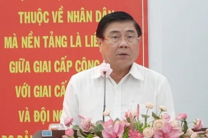 Video: Ông Nguyễn Thành Phong cam kết tận tụy phục vụ nhân dân