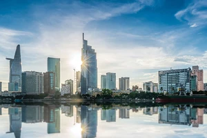 Thích ứng để vượt khó và phát triển