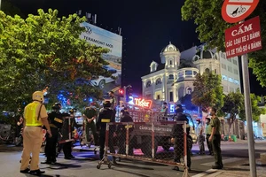 Video: Phong tỏa nhà bà Nguyễn Phương Hằng 