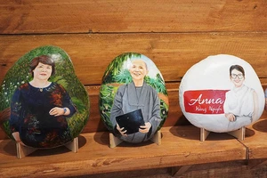 Biến những viên sỏi vô tri thành tác phẩm nghệ thuật độc đáo