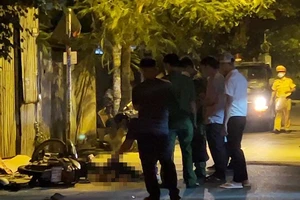 Video: Tông vào gốc cây, người đàn ông tử vong tại chỗ