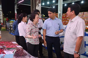 TP.HCM: Xuyên đêm kiểm tra an toàn thực phẩm dịp cận Tết