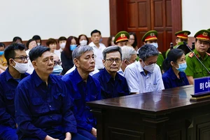 Video: Hoãn xử phúc thẩm vụ ông Tất Thành Cang liên quan dự án Phước Kiển