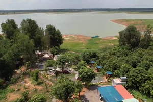 Người dân nóng lòng chờ cơ chế để phát triển du lịch ở Hồ Trị An