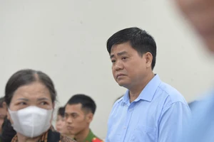 Tòa tuyên án ông Nguyễn Đức Chung vụ nâng khống giá cây xanh ở Hà Nội