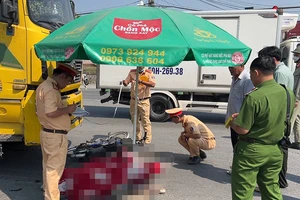 Xe tải va chạm xe đạp điện, một học sinh tử vong trên đường đi học về