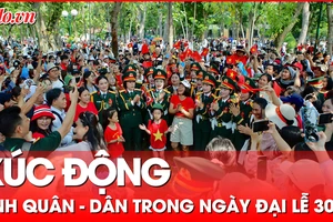 Xúc động tình quân dân trong ngày đại lễ 30-4 