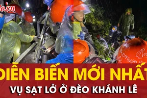 Vụ sạt lở ở đèo Khánh Lê: 2 thi thể còn mắc kẹt trong xe, dưới lớp đất đá 