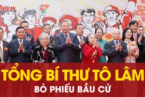 Tổng Bí thư Tô Lâm bỏ phiếu bầu cử tại phường Ba Đình