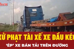 Video: Tài xế xe đầu kéo ép xe bán tải suýt gây tai nạn giao thông 