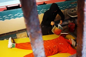 Bác sĩ tình báo Mỹ đồng lõa 'xâm hại tình dục' tù nhân