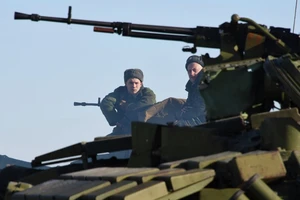 Quân đội Kiev ngưng bắn hoàn toàn ở Luhansk 