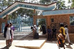 Nhầm tưởng khủng bố, chạy loạn làm 140 người bị thương