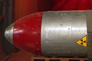 Nhà nước Hồi giáo nhắm đến bom hạt nhân