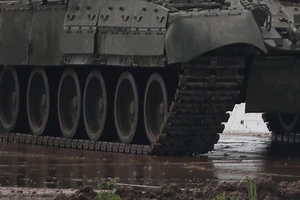 Phó thủ tướng Nga: Xe tăng Nga bỏ xa phương Tây 20 năm