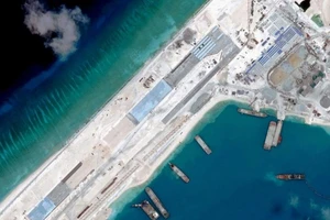 Trung Quốc công bố chi tiết công trình phi pháp ở biển Đông
