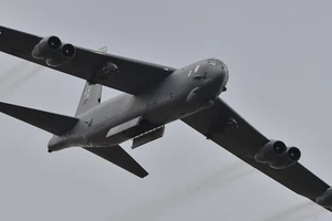 Lầu Năm Góc e dè máy bay ném bom tầm xa thế hệ mới